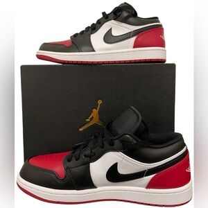 AIR JORDAN 1 LOW WHITE/BLACK-VARSITY RED-WHITE - Size 9